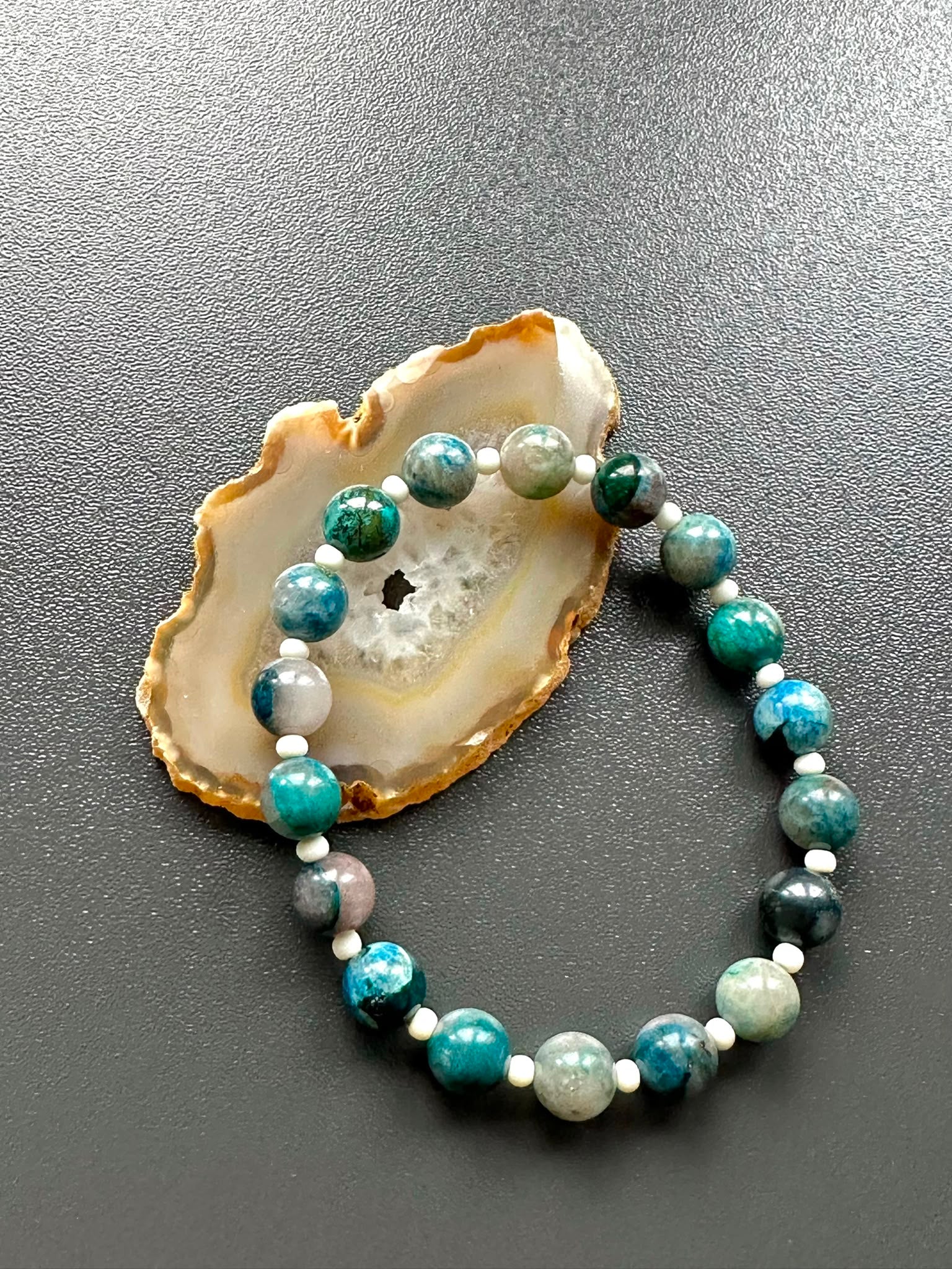 Armband Shattuckit